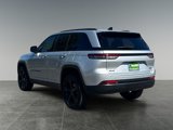 Used 2024 Jeep Grand Cherokee Altitude image 5
