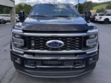 New 2025 Ford F450 Platinum w/ FX4 Off-Road Package image 3