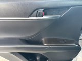 Used 2023 Toyota Camry SE image 6