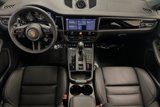 Used 2024 Porsche Macan Turbo image 5