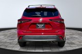 New 2025 Toyota Highlander XLE image 4