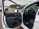 New 2025 Chrysler Pacifica Select image 5