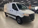 Used 2022 Mercedes-Benz Sprinter 1500 image 2