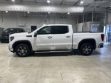 Used 2024 GMC Sierra 1500 SLT image 2