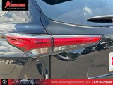 Used 2023 Toyota Highlander XLE image 4