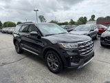 Used 2025 Ford Explorer Active w/ Active Comfort Package image 6