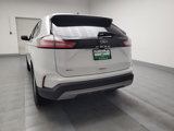 Used 2023 Ford Edge SEL image 6
