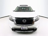 New 2025 Nissan Pathfinder Platinum image 2