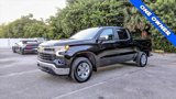 Used 2025 Chevrolet Silverado 1500 LT image 2