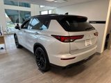 New 2025 Mitsubishi Outlander 4WD Plug-In Hybrid image 3