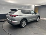 New 2025 Mitsubishi Outlander ES image 5