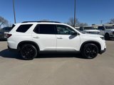 New 2025 Honda Pilot Black Edition image 2