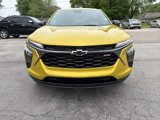 New 2025 Chevrolet Trax RS w/ Sunroof Package image 2
