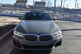 Used 2022 BMW 540i w/ Premium Package image 3