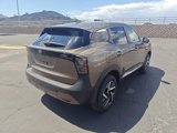 New 2025 Nissan Kicks SV image 4