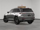 New 2025 Jeep Grand Cherokee Summit image 4