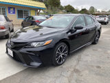 Used 2019 Toyota Camry SE image 3