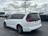 Used 2024 Chrysler Pacifica Pinnacle image 5