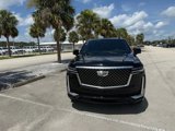 Used 2023 Cadillac Escalade ESV Luxury image 2