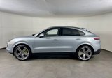 Used 2023 Porsche Cayenne Coupe image 2