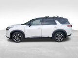 New 2025 Nissan Pathfinder Platinum image 2