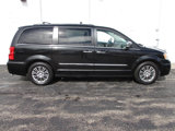 Used 2013 Chrysler Town & Country Touring-L w/ Entertainment Group #2 image 4
