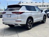 Used 2022 Mitsubishi Outlander SE image 6
