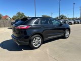 Used 2024 Ford Edge Titanium image 3