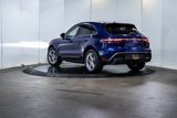 Certified 2022 Porsche Macan image 3