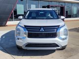 New 2025 Mitsubishi Outlander SE image 2