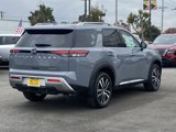 New 2025 Nissan Pathfinder Platinum image 2