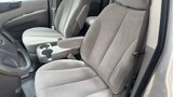 Used 2008 Kia Sedona LX image 3