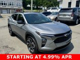 Used 2025 Chevrolet Trax RS w/ Sunroof Package image 3