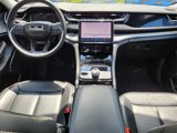 Used 2023 Jeep Grand Cherokee 4WD 4xe image 2