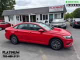 Used 2021 Volkswagen Jetta SE w/ SE Cold Weather Package image 2
