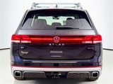 New 2025 Volkswagen Atlas Peak Edition SE image 4