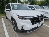 Used 2025 Honda Pilot Touring image 3