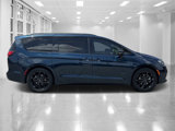 New 2025 Chrysler Pacifica Limited image 2