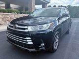 Used 2019 Toyota Highlander XLE image 2