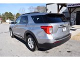 Used 2021 Ford Explorer XLT image 3