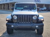 New 2023 Jeep Gladiator Willys image 3