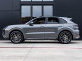 Certified 2025 Porsche Cayenne image 2