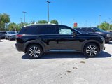 New 2025 Nissan Pathfinder Platinum image 3