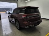 New 2025 INFINITI QX80 Luxe image 3