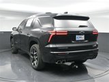 New 2025 Chevrolet Traverse High Country image 3