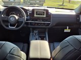 New 2025 Nissan Pathfinder SL image 3