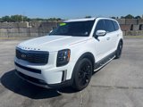 Used 2021 Kia Telluride SX w/ SX Prestige Package image 3