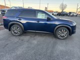 New 2025 Nissan Pathfinder SL w/ SL Premium Package image 2