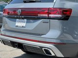 New 2025 Volkswagen Atlas Peak Edition SE image 4
