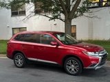 Used 2018 Mitsubishi Outlander SE image 2